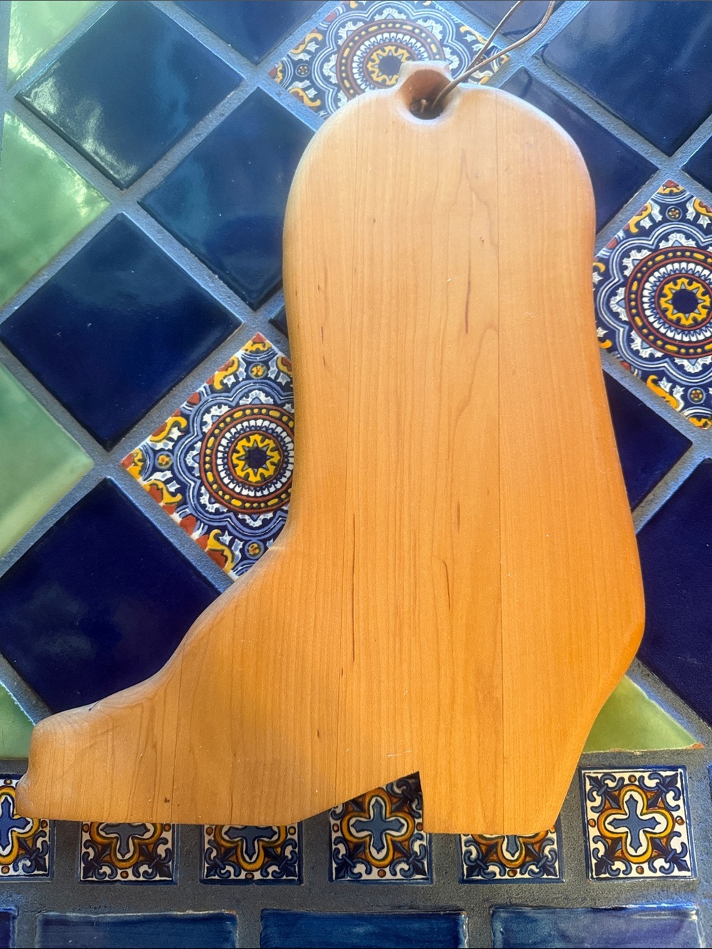 Unbranded Natural Wood Boot-Shaped Serving Board - Light Wood